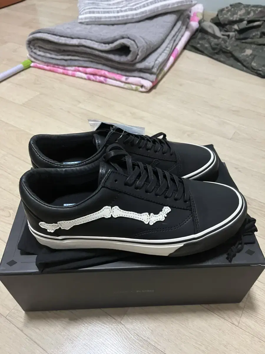 Blends cheap vans vault